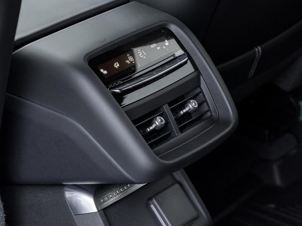 2026 Cadillac LYRIQ Signature Sport 4dr Photo