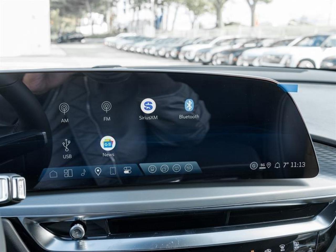 2026 Cadillac LYRIQ Luxury 4dr Photo