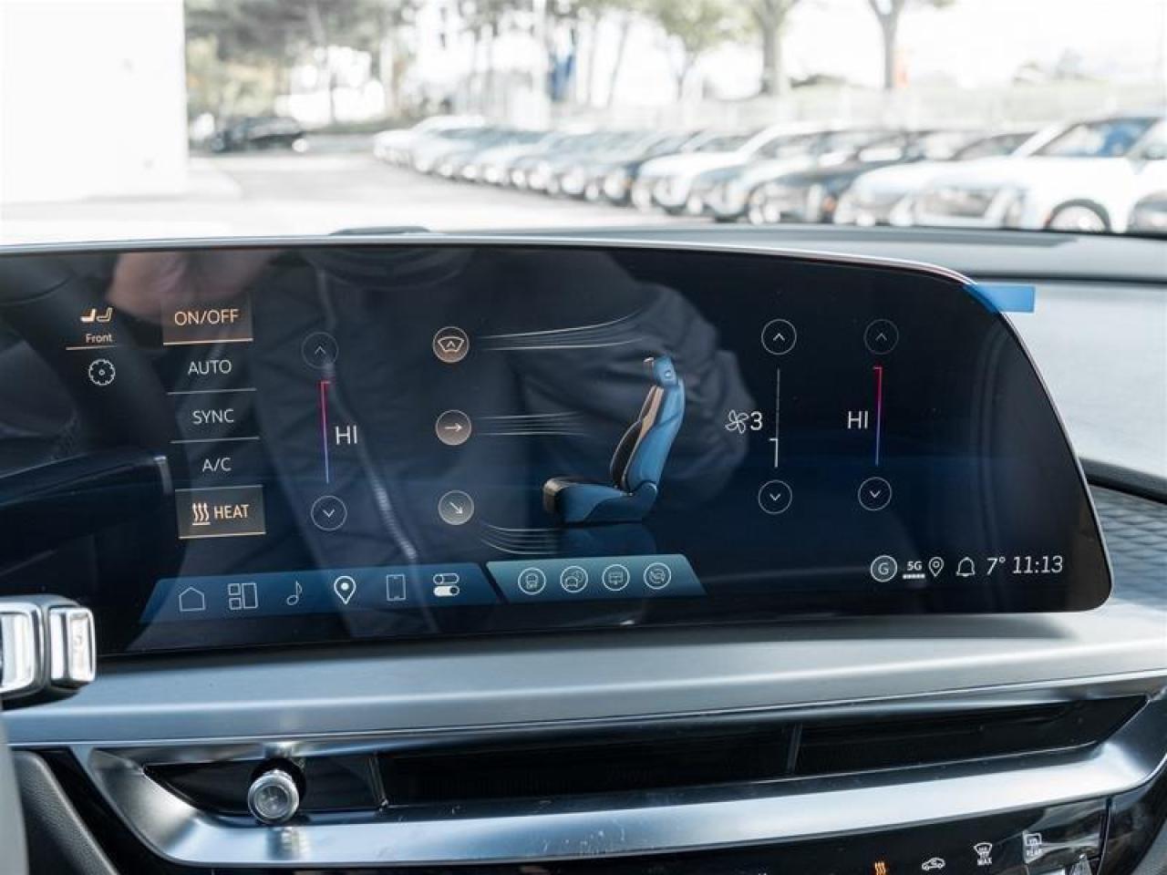 2026 Cadillac LYRIQ Luxury 4dr Photo