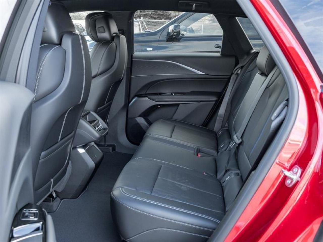 2026 Cadillac LYRIQ Luxury 4dr Photo