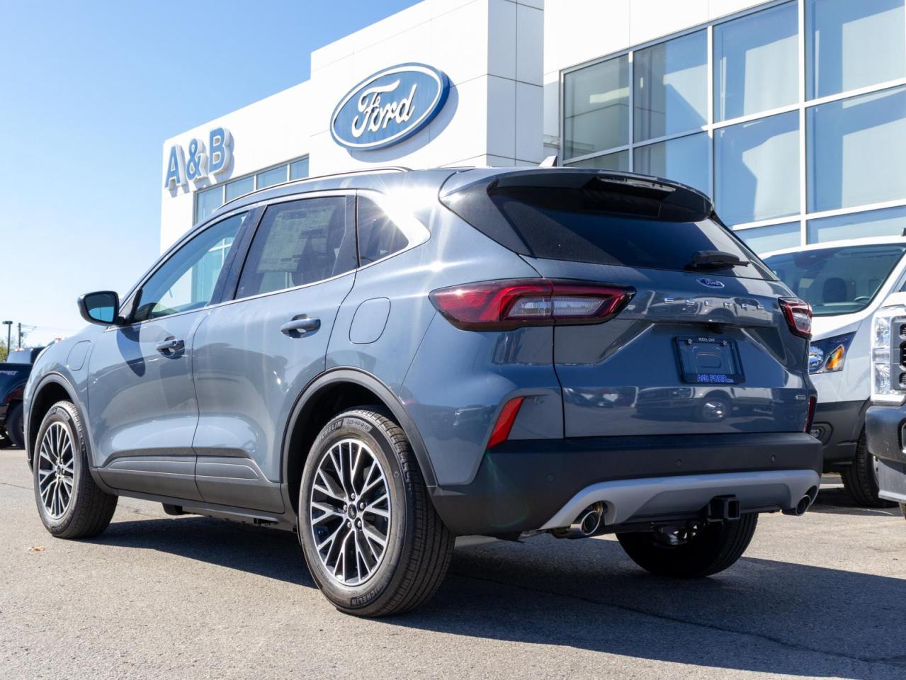 2026 Ford Escape PHEV 4dr Front-Wheel Drive Photo