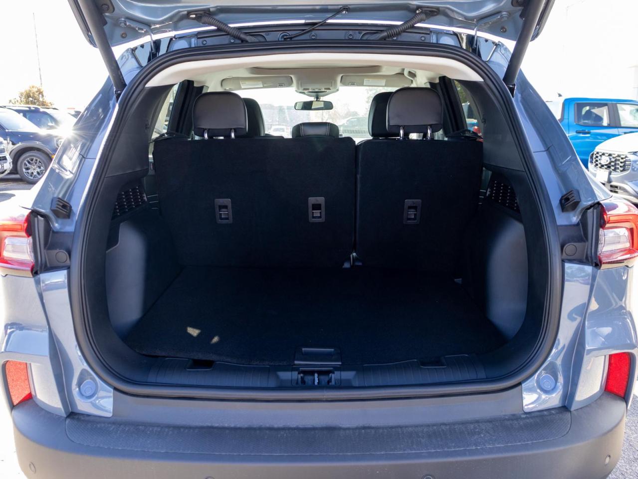 2026 Ford Escape PHEV 4dr Front-Wheel Drive Photo