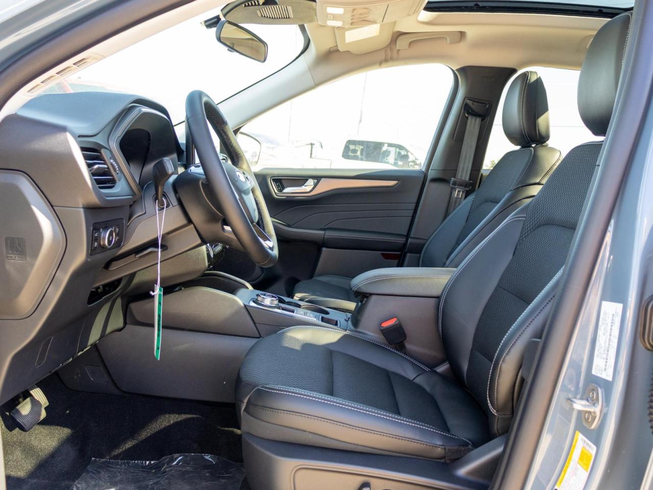 2026 Ford Escape PHEV 4dr Front-Wheel Drive Photo