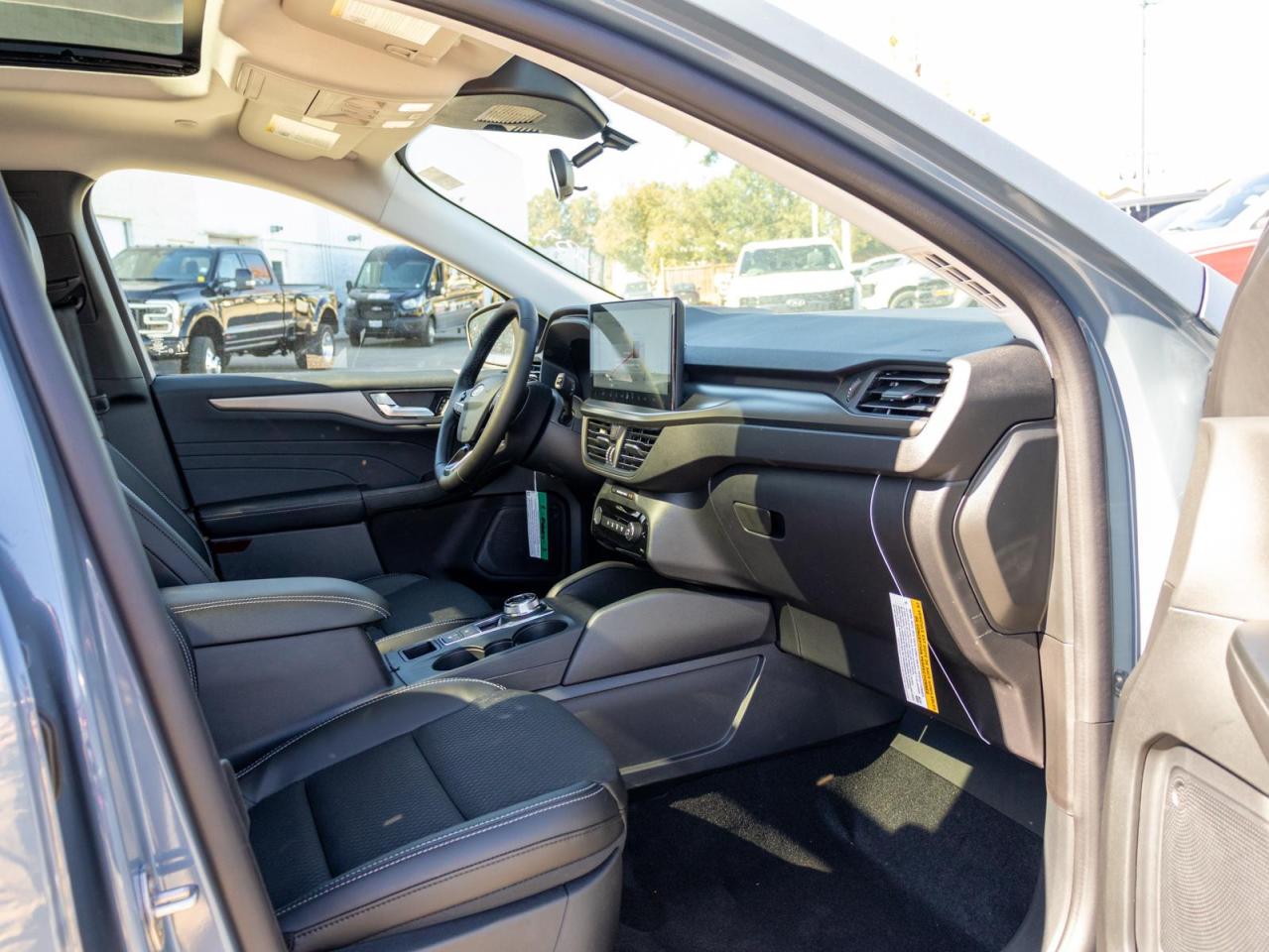 2026 Ford Escape PHEV 4dr Front-Wheel Drive Photo