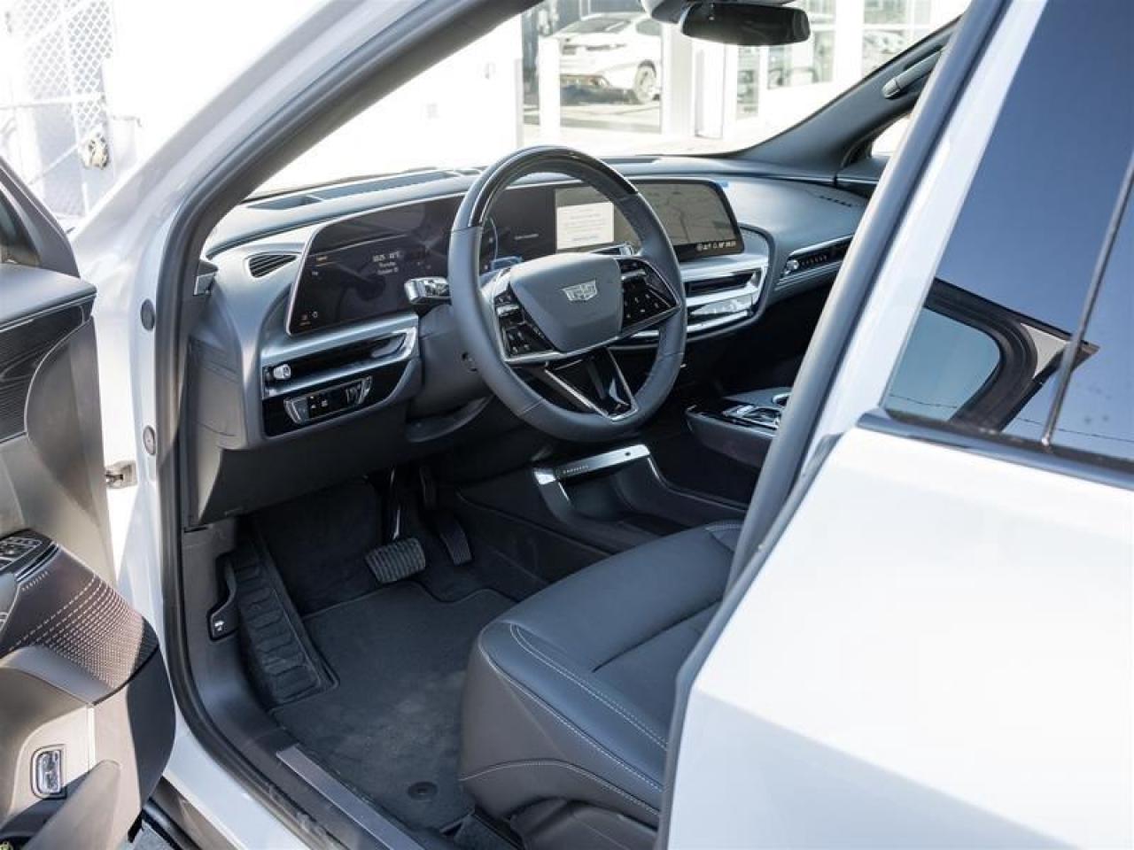 2026 Cadillac LYRIQ Luxury 4dr Photo