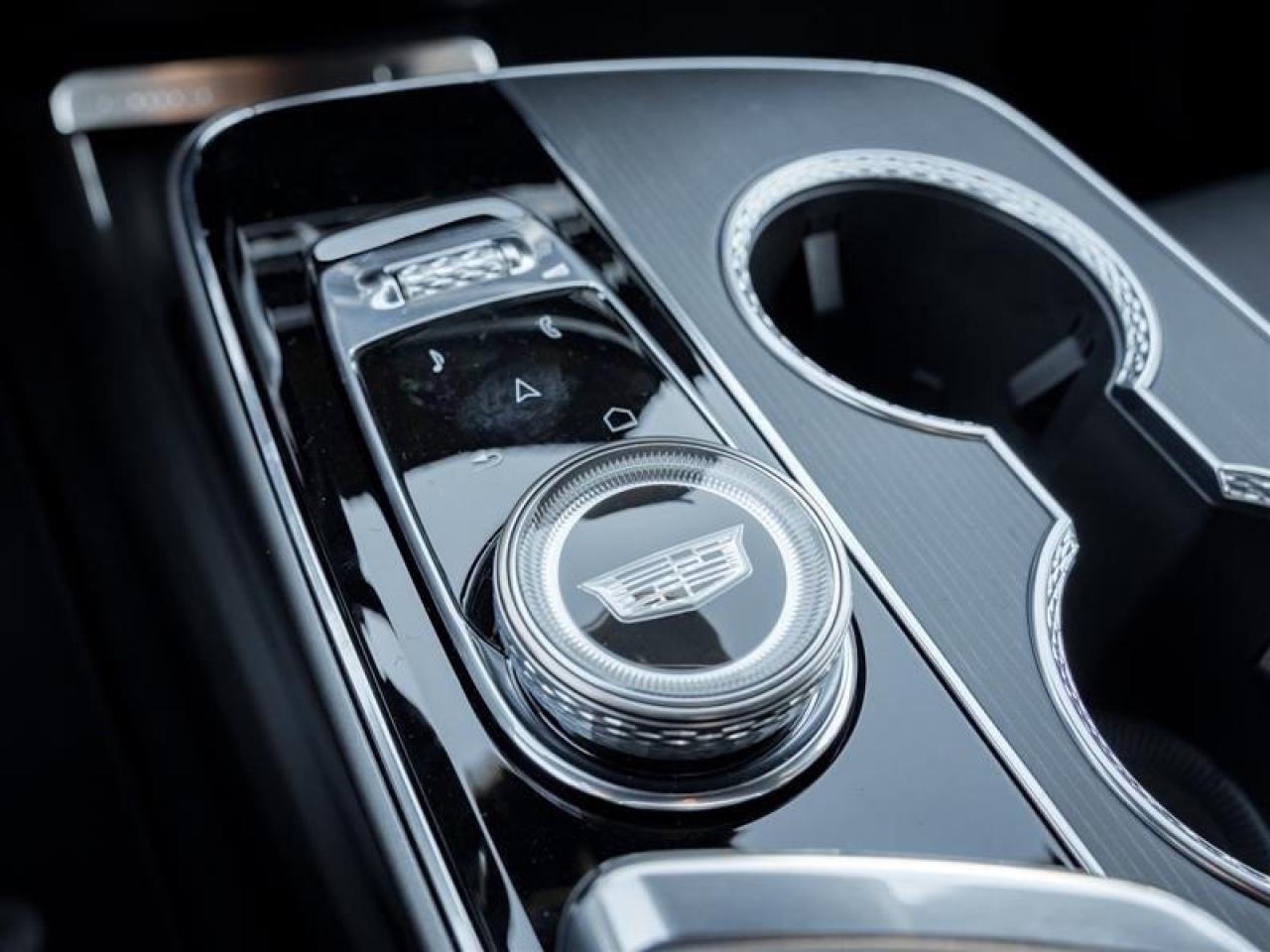 2026 Cadillac LYRIQ Luxury 4dr Photo