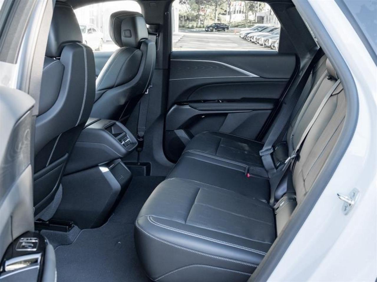 2026 Cadillac LYRIQ Luxury 4dr Photo