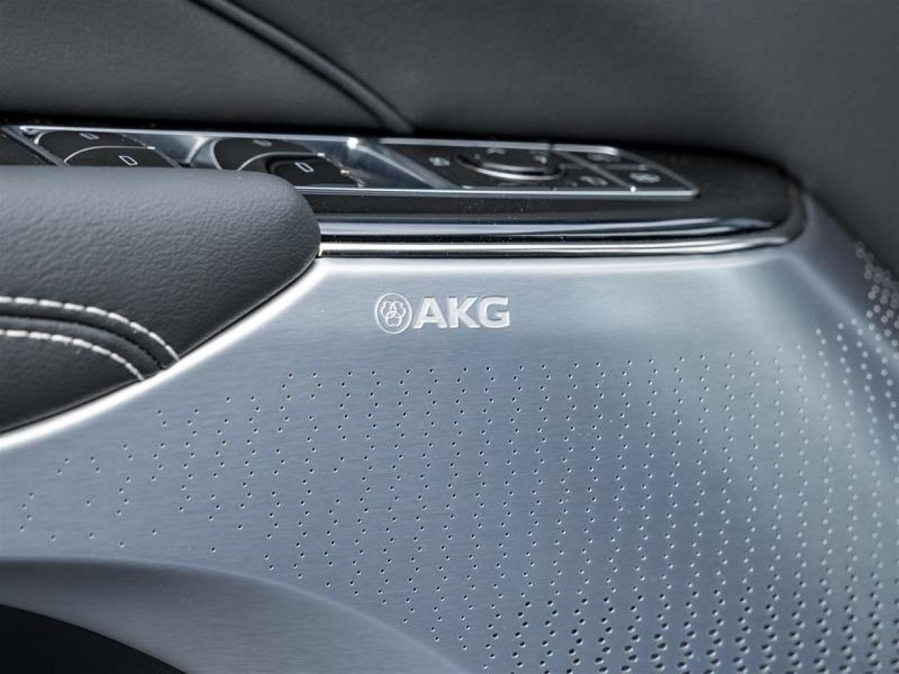 2026 Cadillac LYRIQ Premium Luxury 4dr Photo