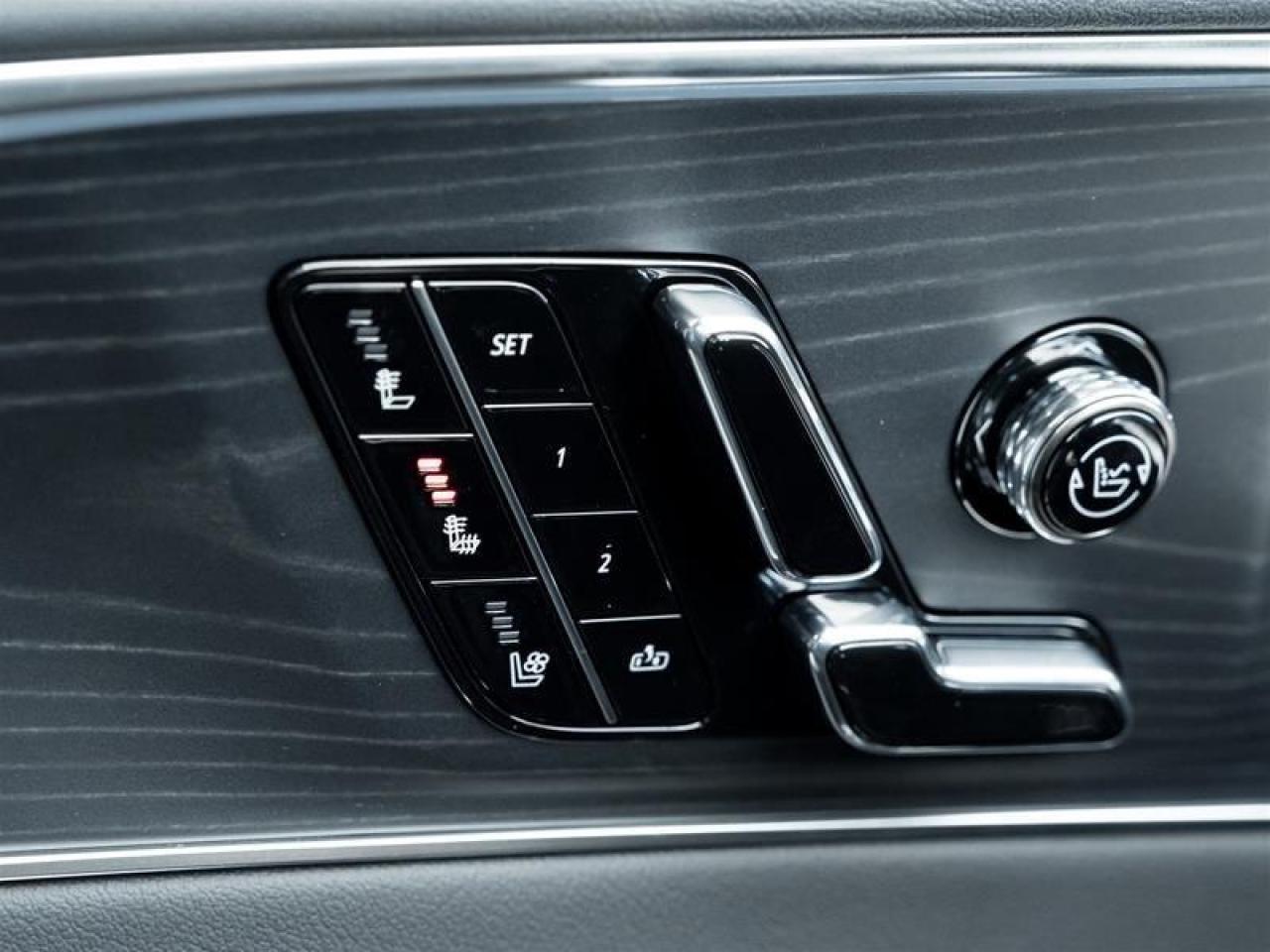 2026 Cadillac LYRIQ Premium Luxury 4dr Photo