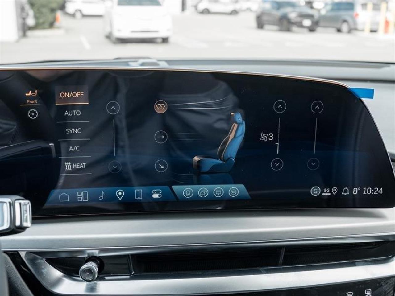 2026 Cadillac LYRIQ Premium Luxury 4dr Photo