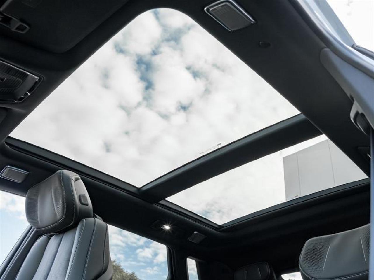 2026 Cadillac LYRIQ Premium Luxury 4dr Photo