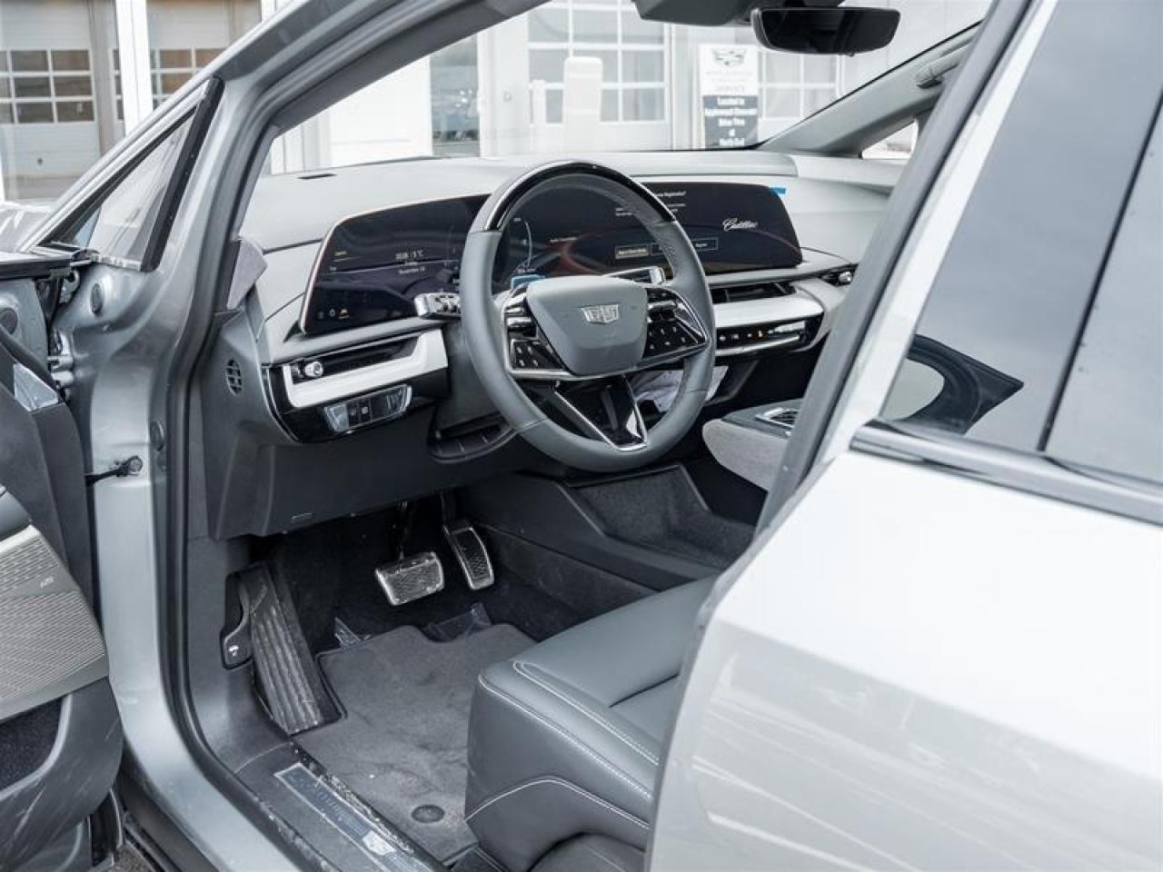 2026 Cadillac OPTIQ Luxury 4dr Photo