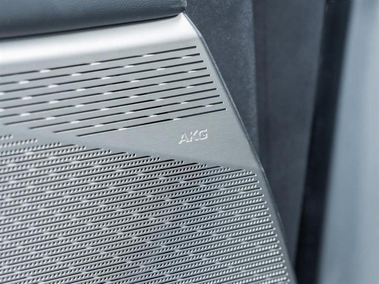 2026 Cadillac OPTIQ Luxury 4dr Photo