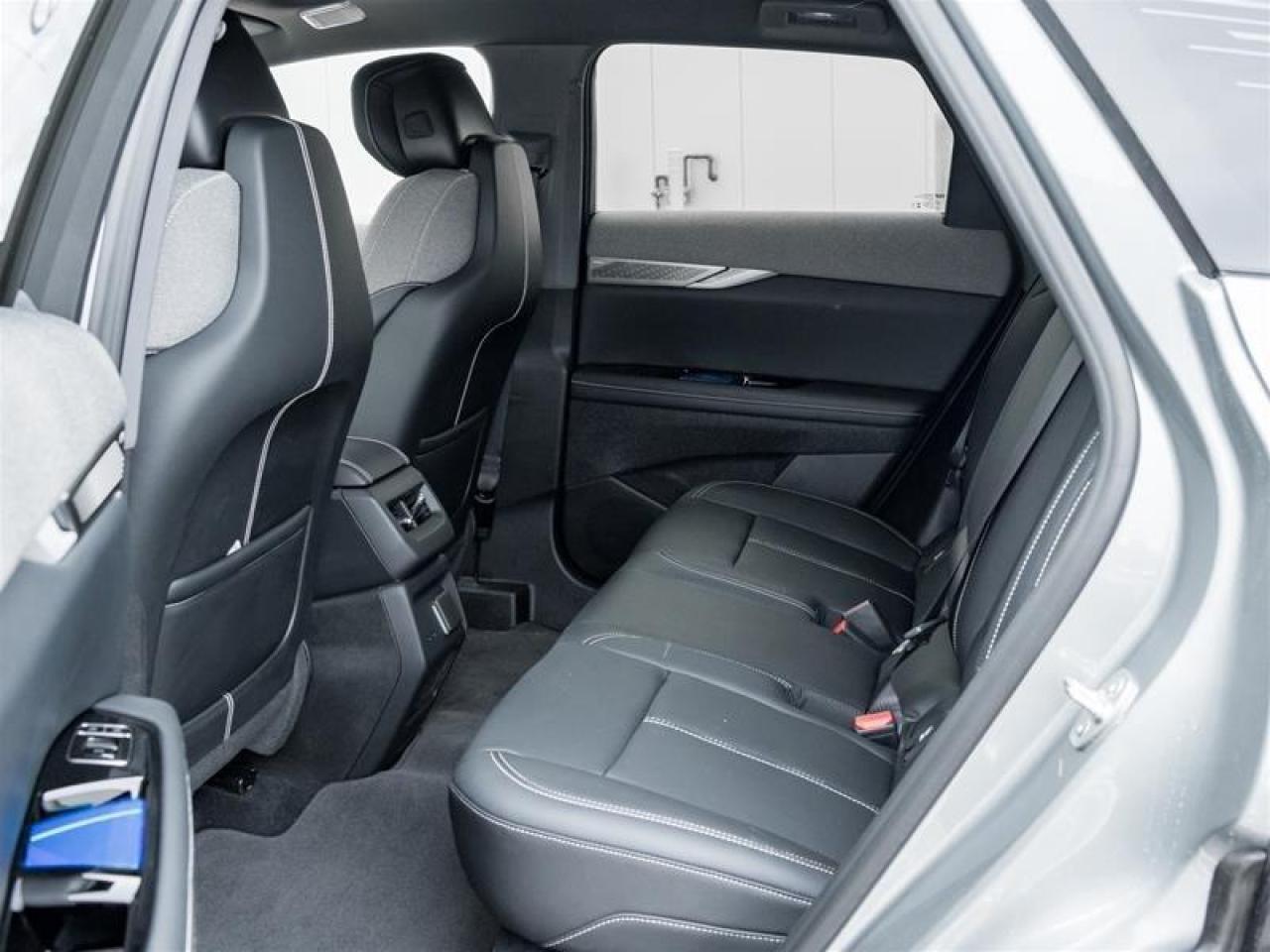 2026 Cadillac OPTIQ Luxury 4dr Photo