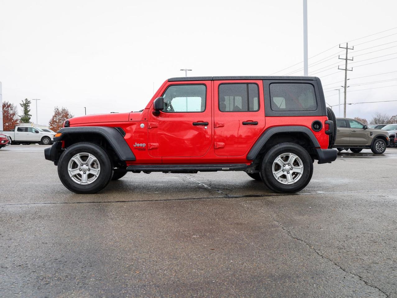 2018 Jeep WRANGLER UNLIMITED Sport 4dr 4x4 Photo4