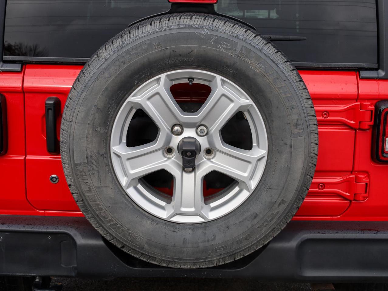 2018 Jeep WRANGLER UNLIMITED Sport 4dr 4x4 Photo