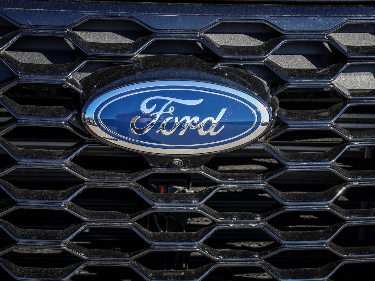 2026 Ford Explorer ST-Line 4dr 4x4 Photo