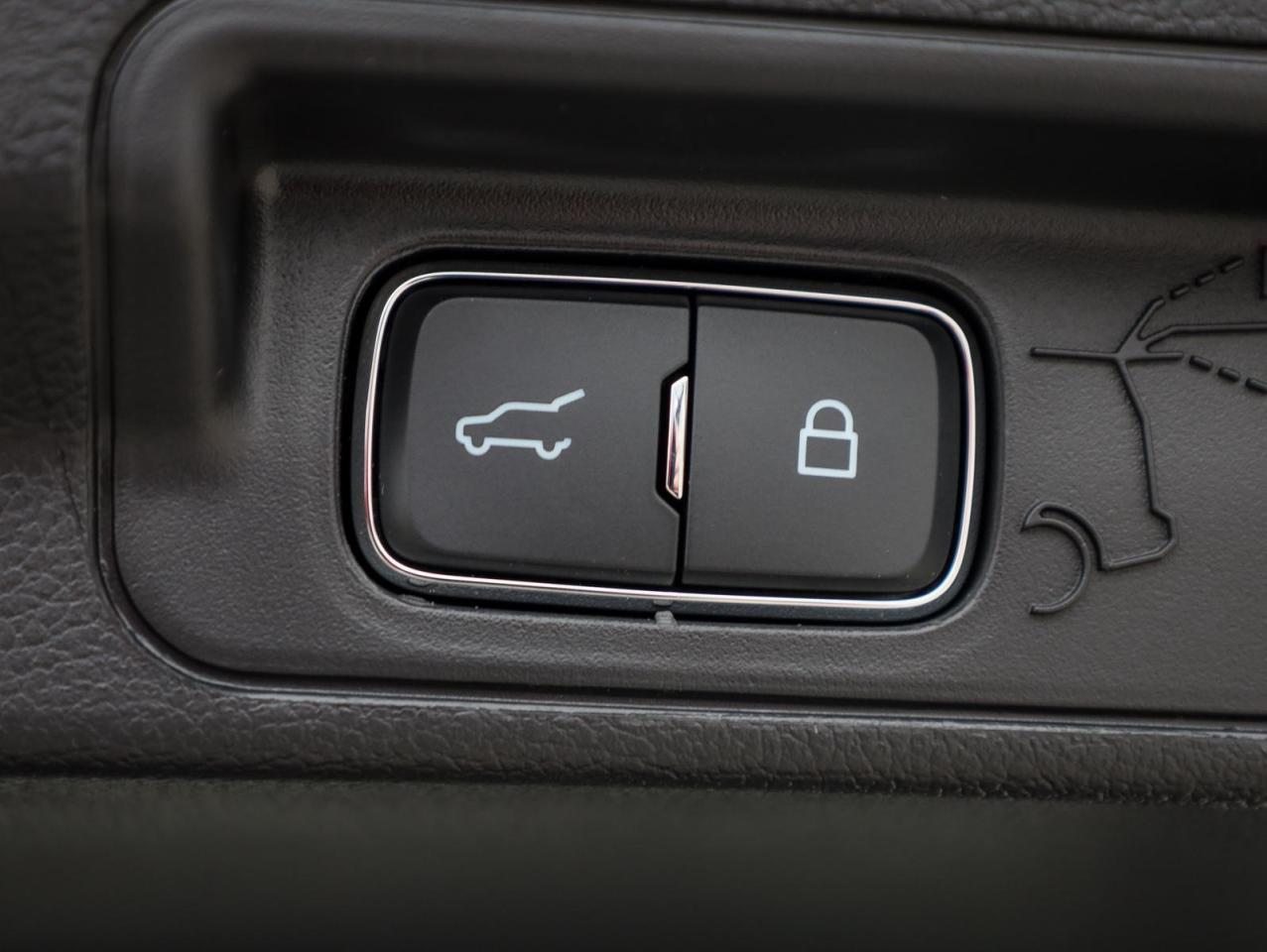 2025 Ford Explorer ST-Line 4dr 4x4 Photo