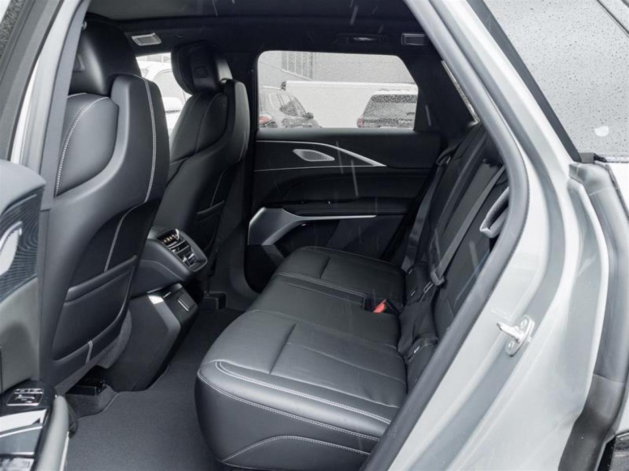 2026 Cadillac LYRIQ Signature Luxury 4dr Photo