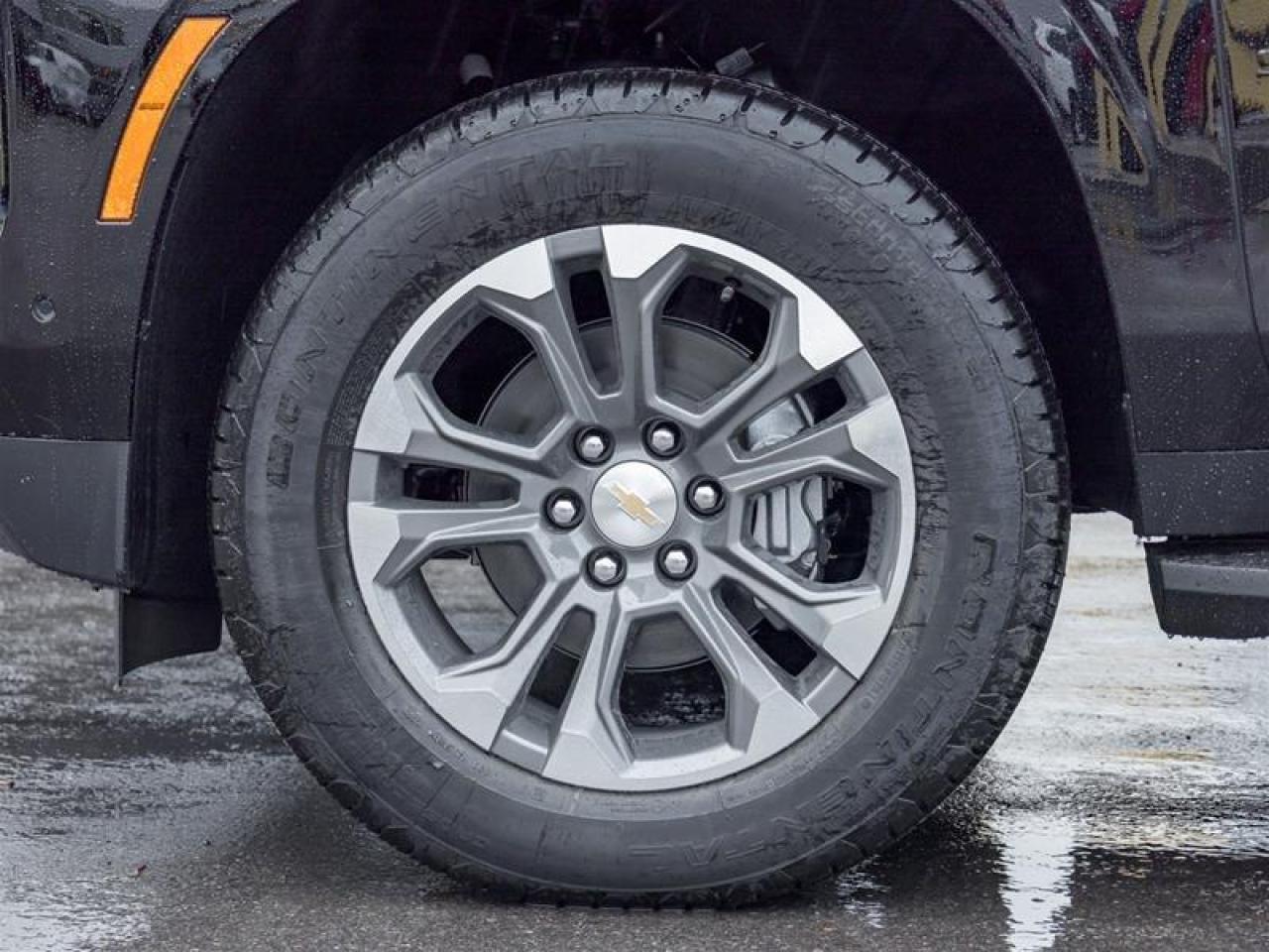 2026 Chevrolet Suburban LS 4dr 4x4 Photo3