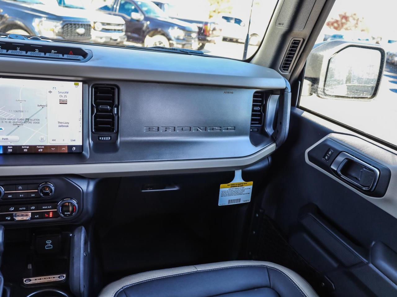 2025 Ford Bronco Big Bend 4dr 4x4 Photo