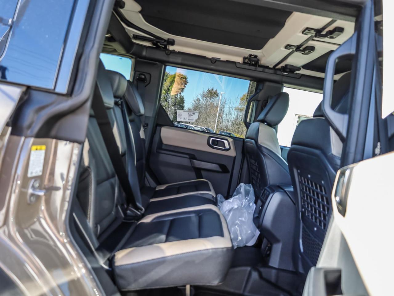 2025 Ford Bronco Big Bend 4dr 4x4 Photo