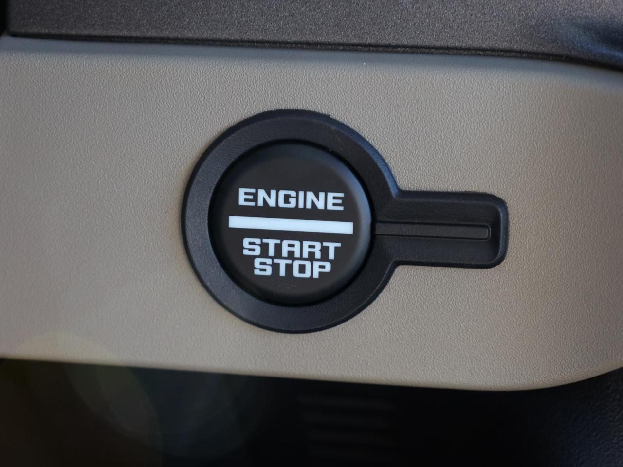 2025 Ford Bronco Big Bend 4dr 4x4 Photo