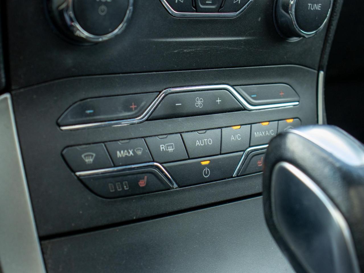 2015 Ford Edge SEL 4dr All-wheel Drive Photo