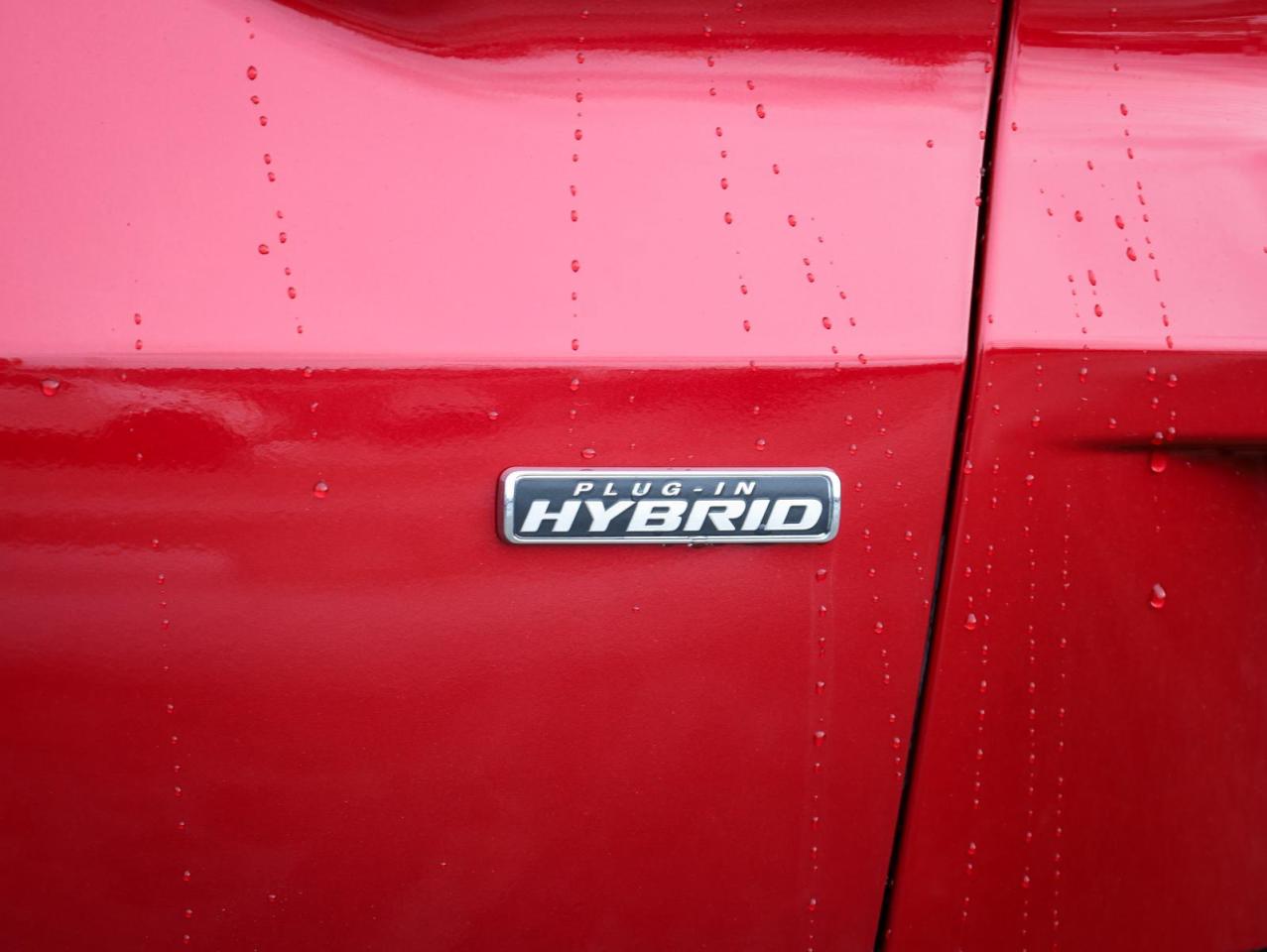 2026 Ford Escape PHEV 4dr Front-Wheel Drive Photo