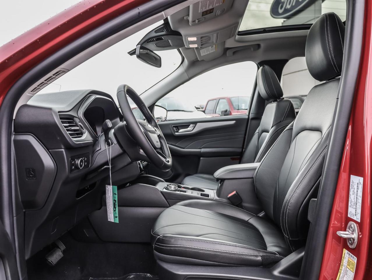 2026 Ford Escape PHEV 4dr Front-Wheel Drive Photo