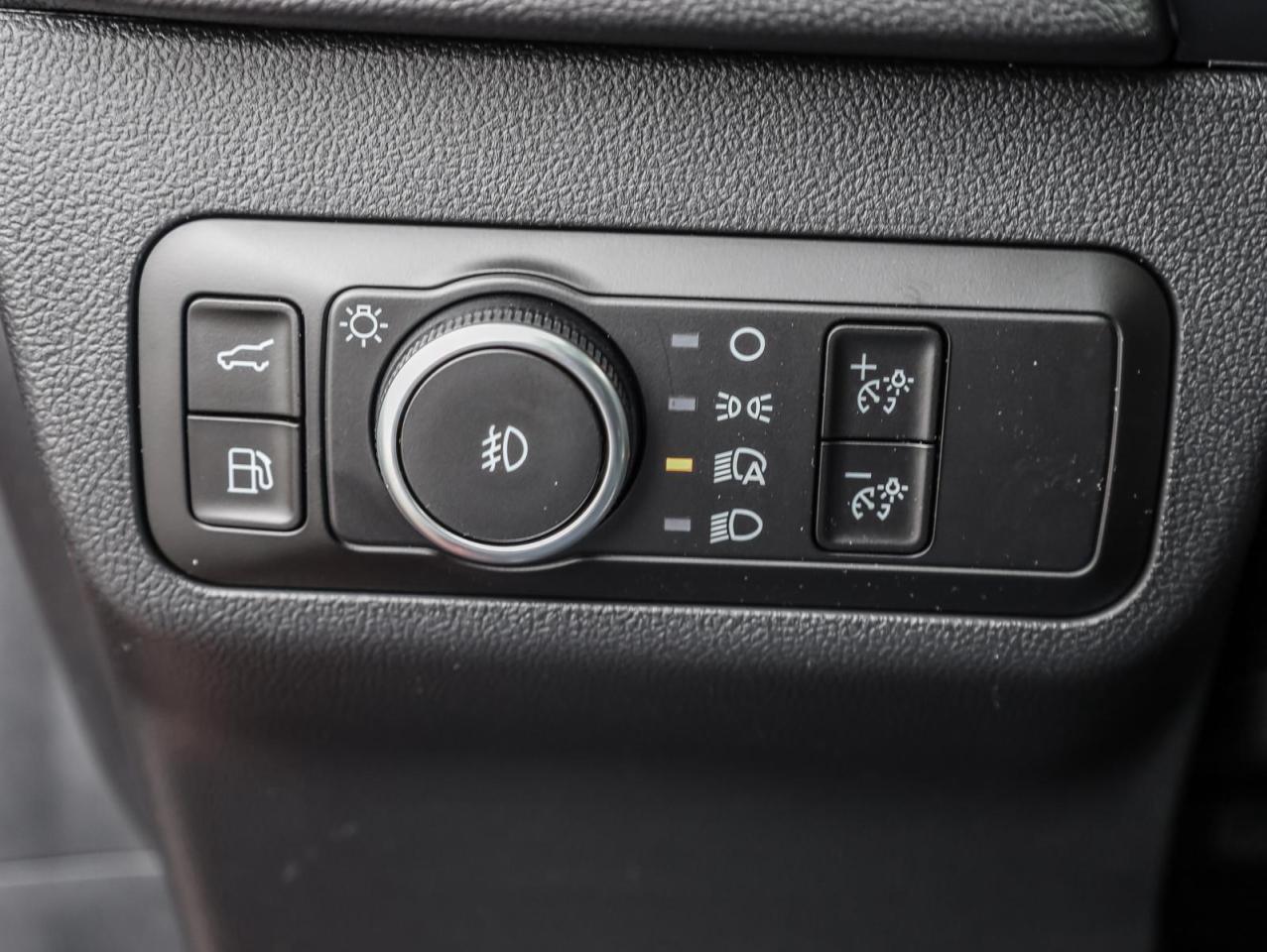 2026 Ford Escape PHEV 4dr Front-Wheel Drive Photo