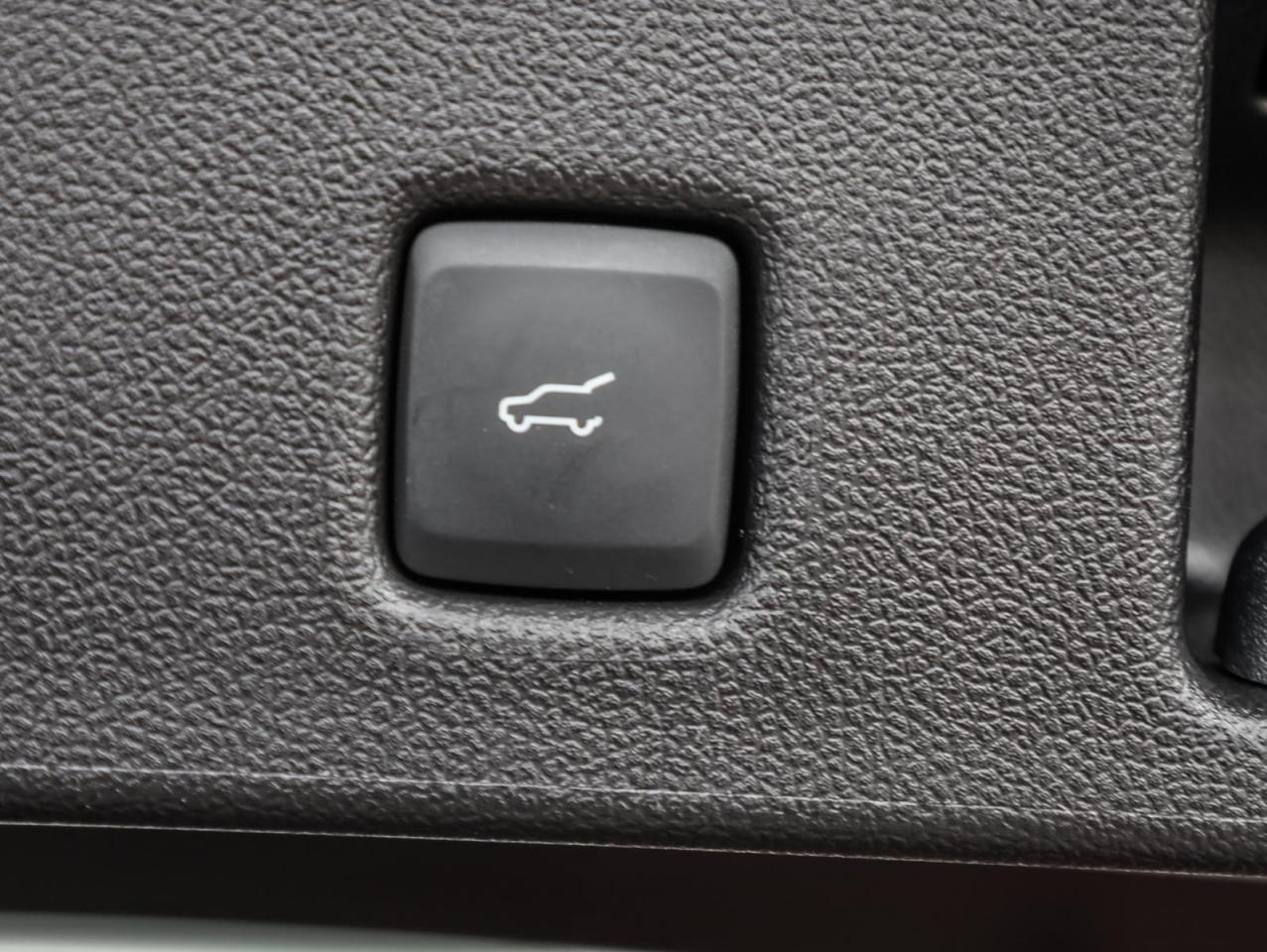 2026 Ford Escape PHEV 4dr Front-Wheel Drive Photo