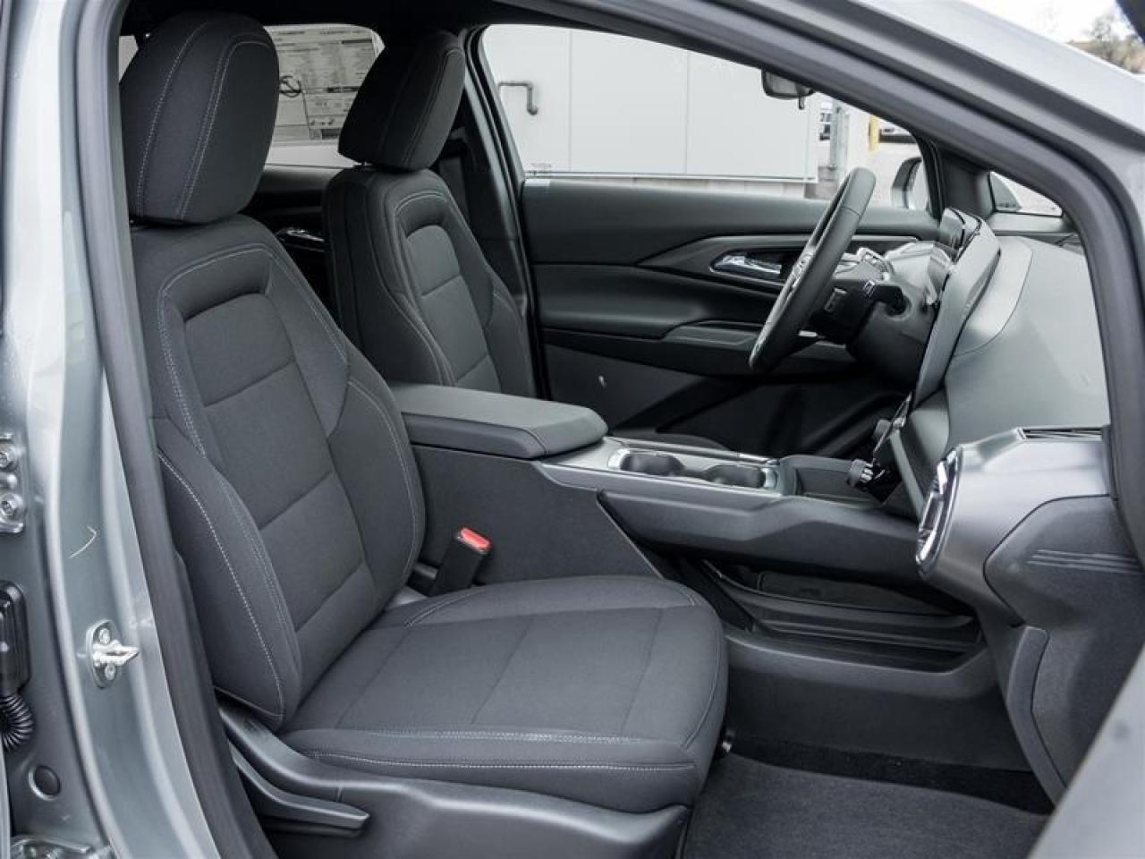 2026 Chevrolet Equinox EV LT 4dr Photo