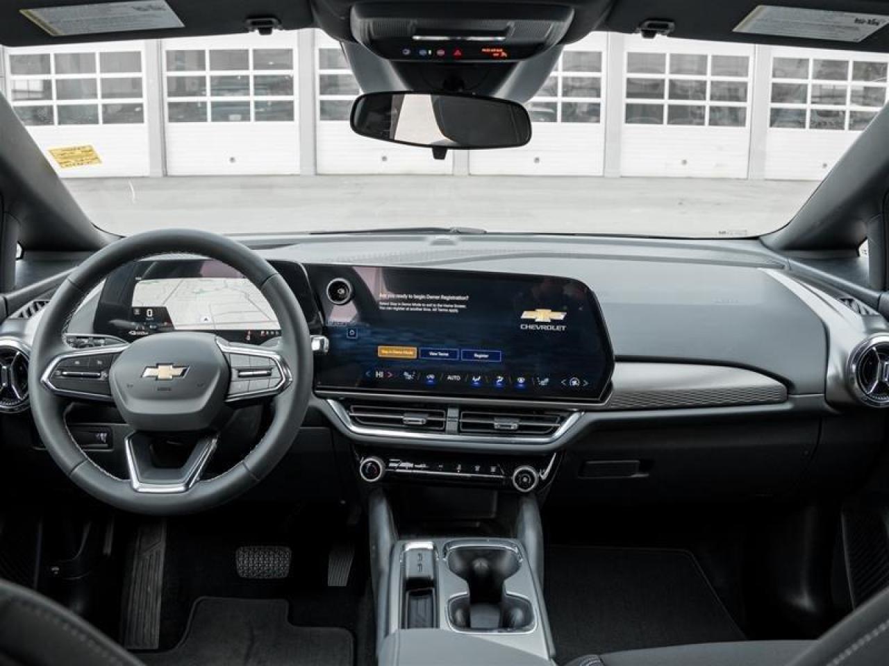 2026 Chevrolet Equinox EV LT 4dr Photo