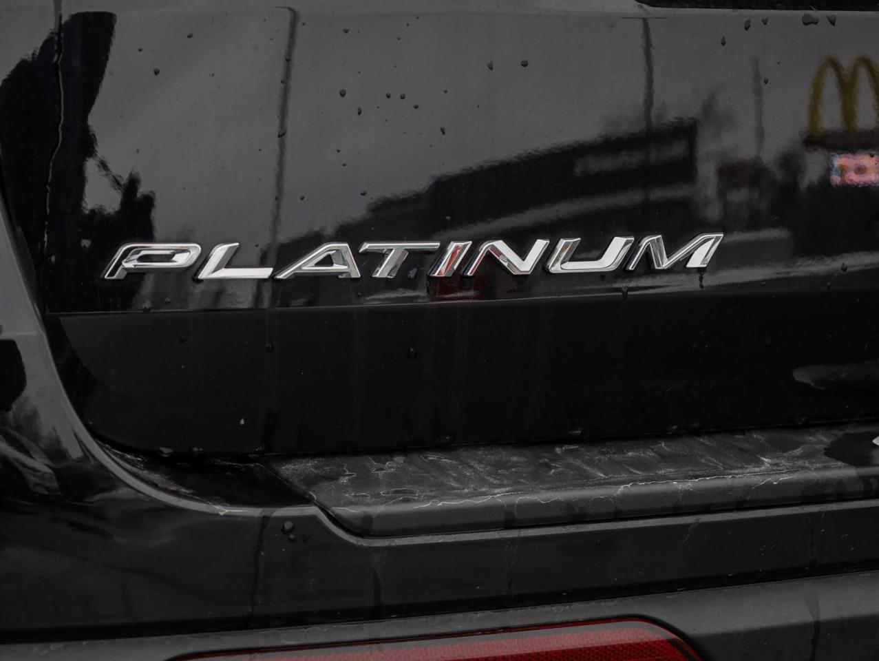 2025 Ford Explorer Platinum 4dr 4x4 Photo