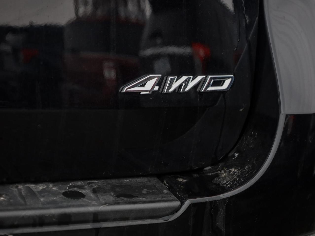 2025 Ford Explorer Platinum 4dr 4x4 Photo