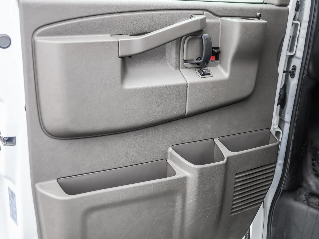 2024 Chevrolet Express 2500 Work Van Rear-Wheel Drive Cargo Van Photo