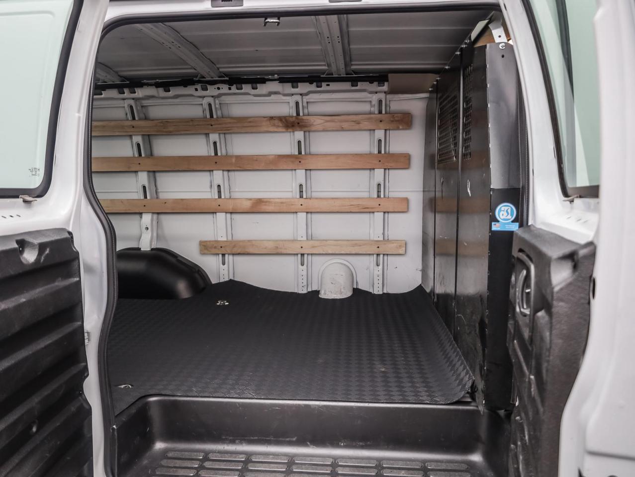 2024 Chevrolet Express 2500 Work Van Rear-Wheel Drive Cargo Van Photo