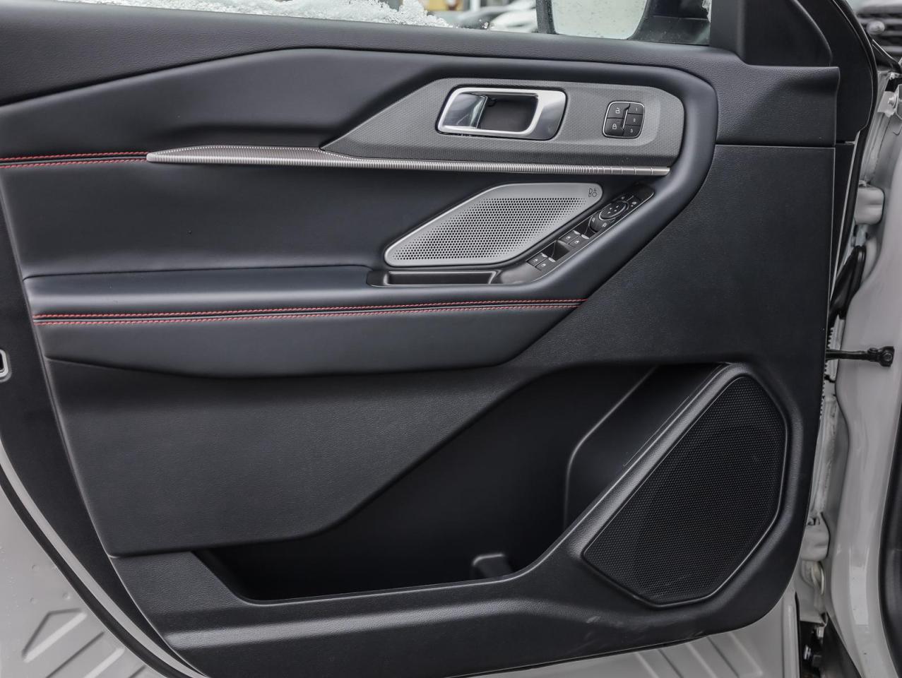 2026 Ford Explorer ST 4dr 4x4 Photo