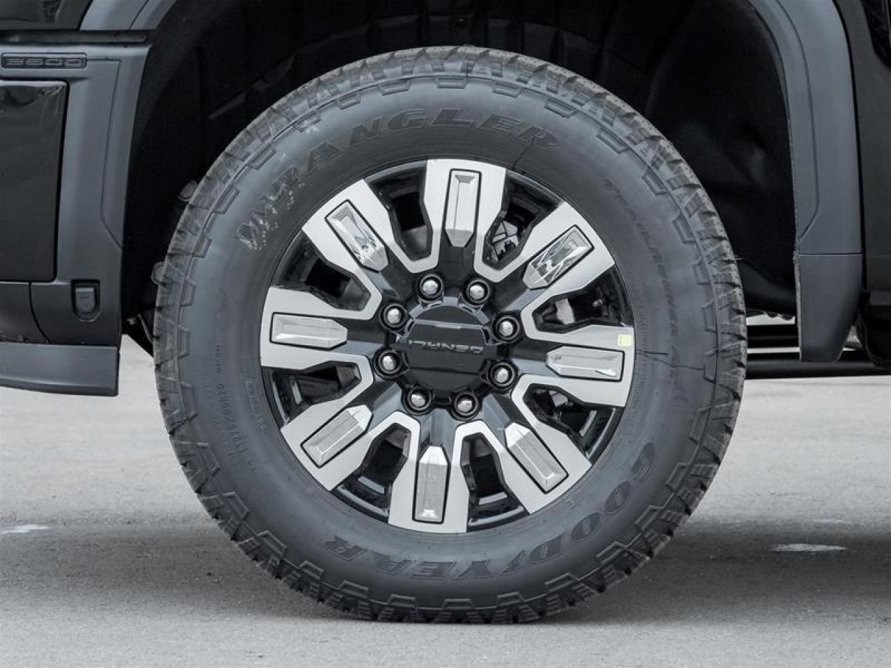 2026 GMC Sierra 2500 HD  Photo3