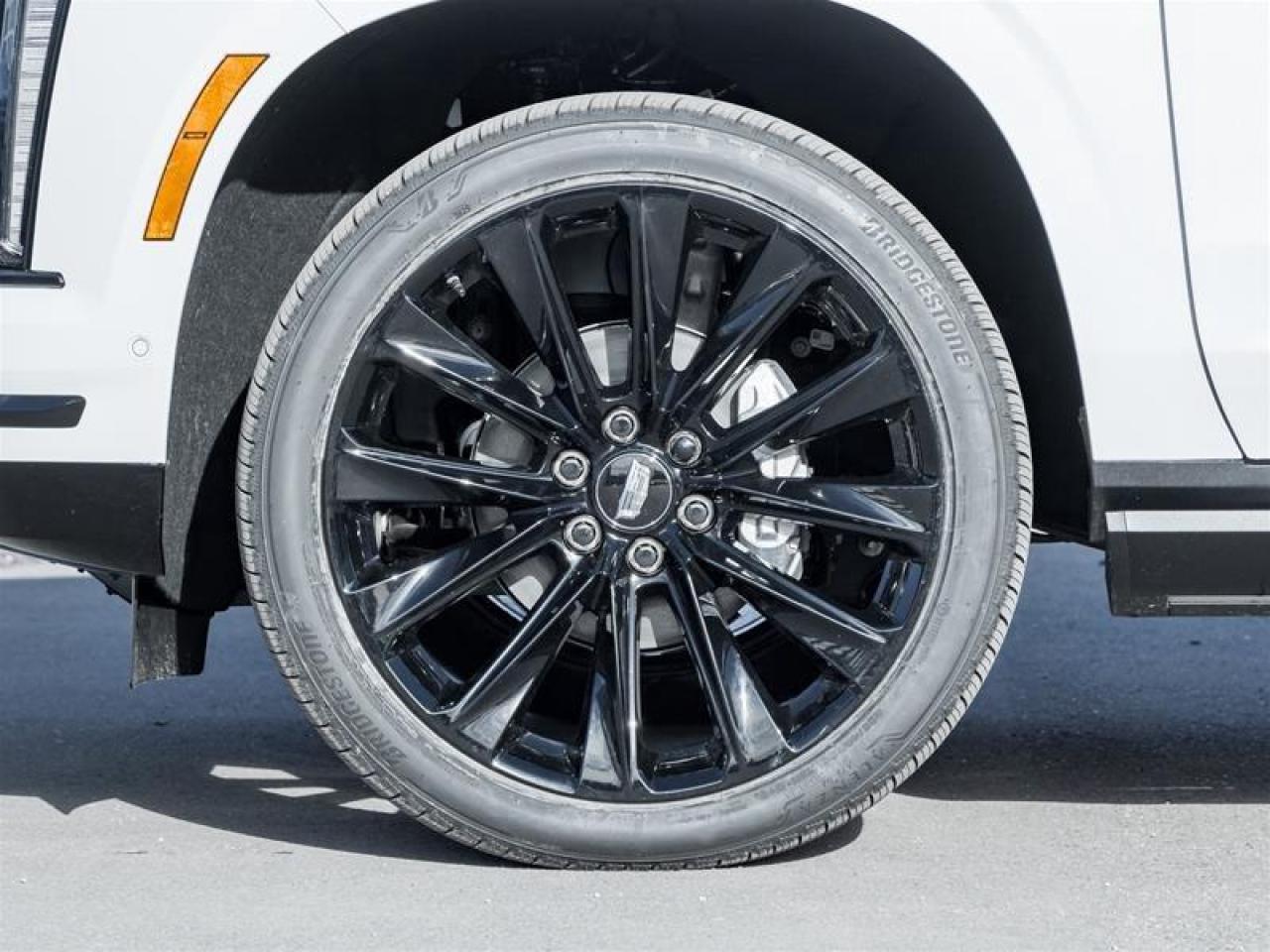 2026 Cadillac Escalade ESV Sport 4dr 4x4 Photo3