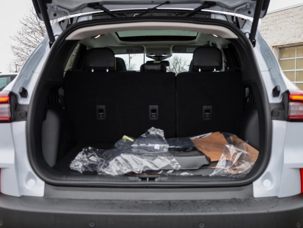 2026 Ford Escape Platinum 4dr All-Wheel Drive Photo