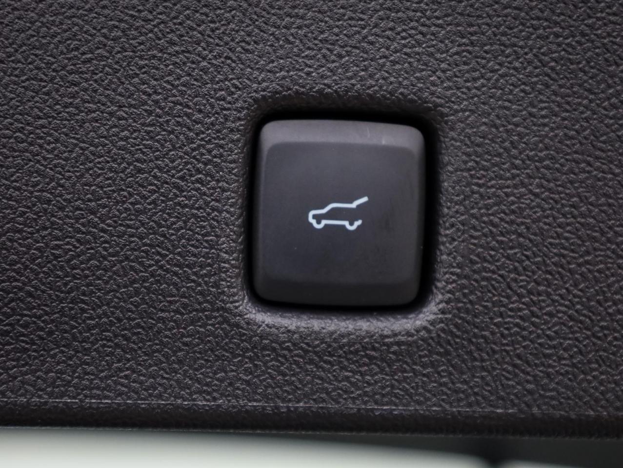 2026 Ford Escape Platinum 4dr All-Wheel Drive Photo