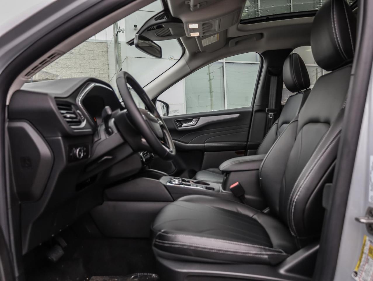 2026 Ford Escape Platinum 4dr All-Wheel Drive Photo