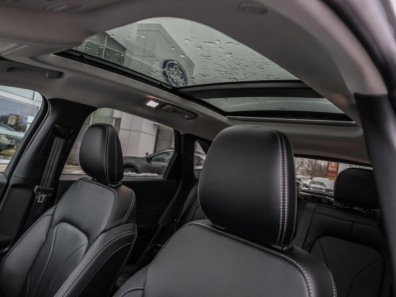 2026 Ford Escape Platinum 4dr All-Wheel Drive Photo