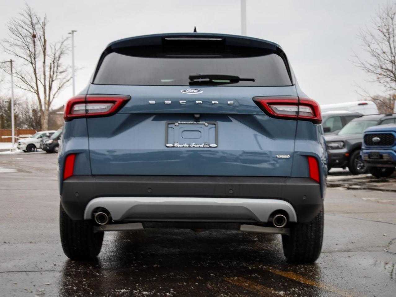 2026 Ford Escape PHEV 4dr Front-Wheel Drive Photo3