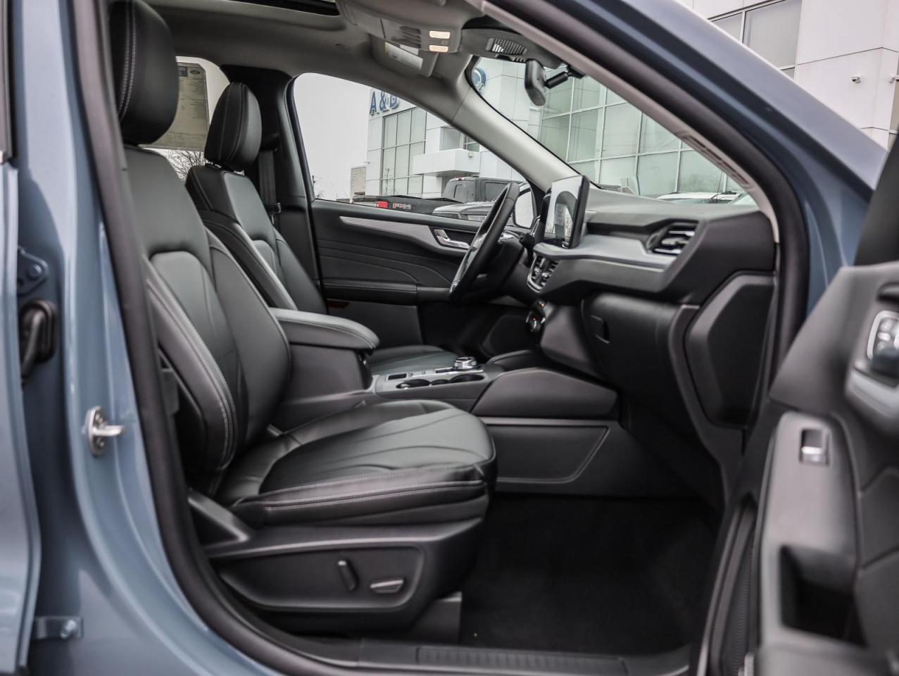 2026 Ford Escape PHEV 4dr Front-Wheel Drive Photo