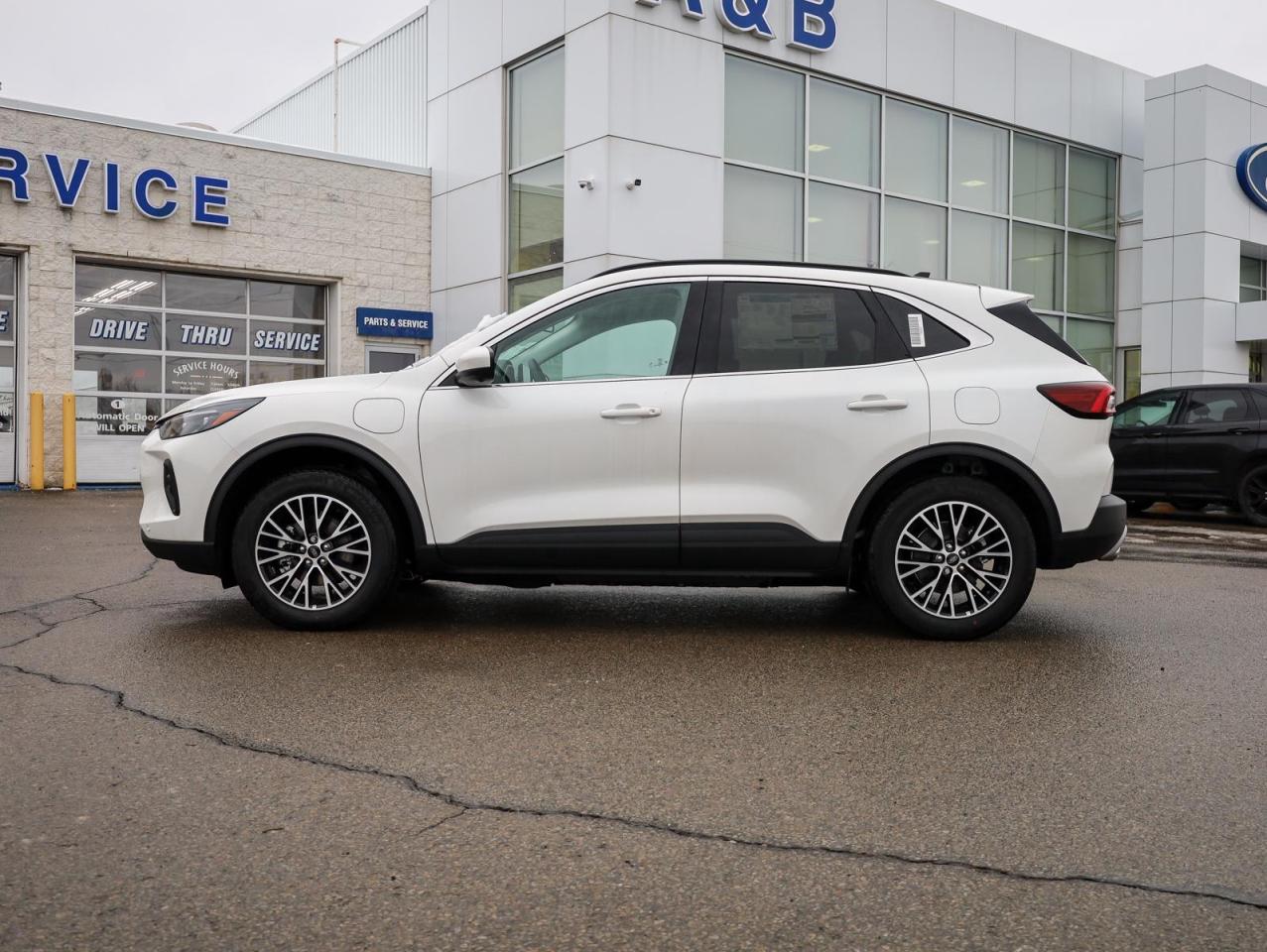 2025 Ford Escape PHEV 4dr Front-Wheel Drive Photo