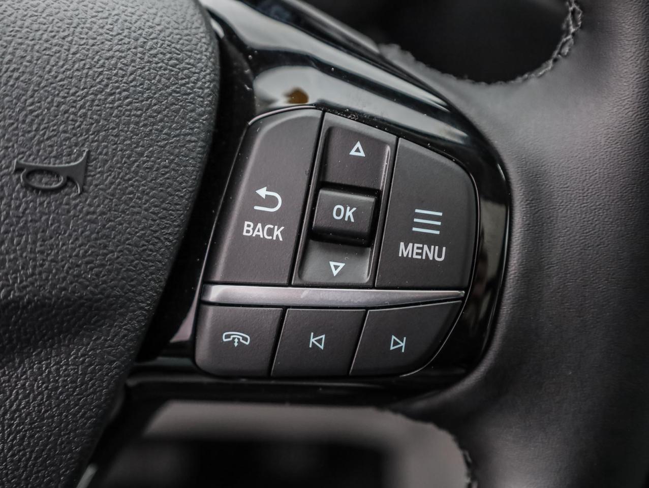 2025 Ford Escape PHEV 4dr Front-Wheel Drive Photo