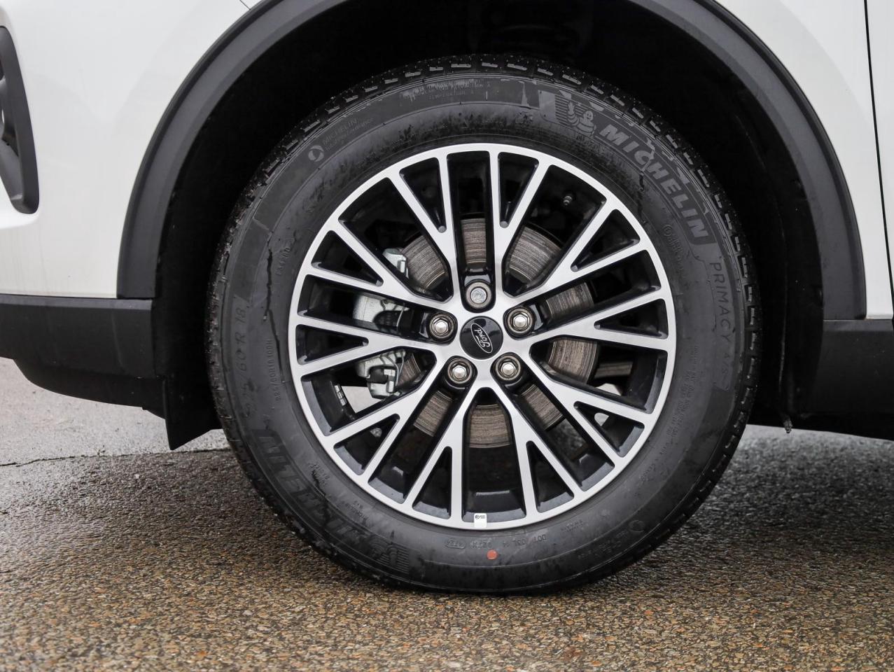 2025 Ford Escape PHEV 4dr Front-Wheel Drive Photo